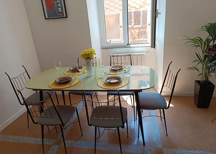 Design House Monti
